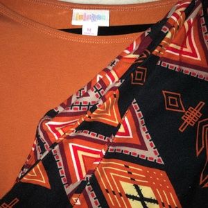 Lularoe Irma and leggings